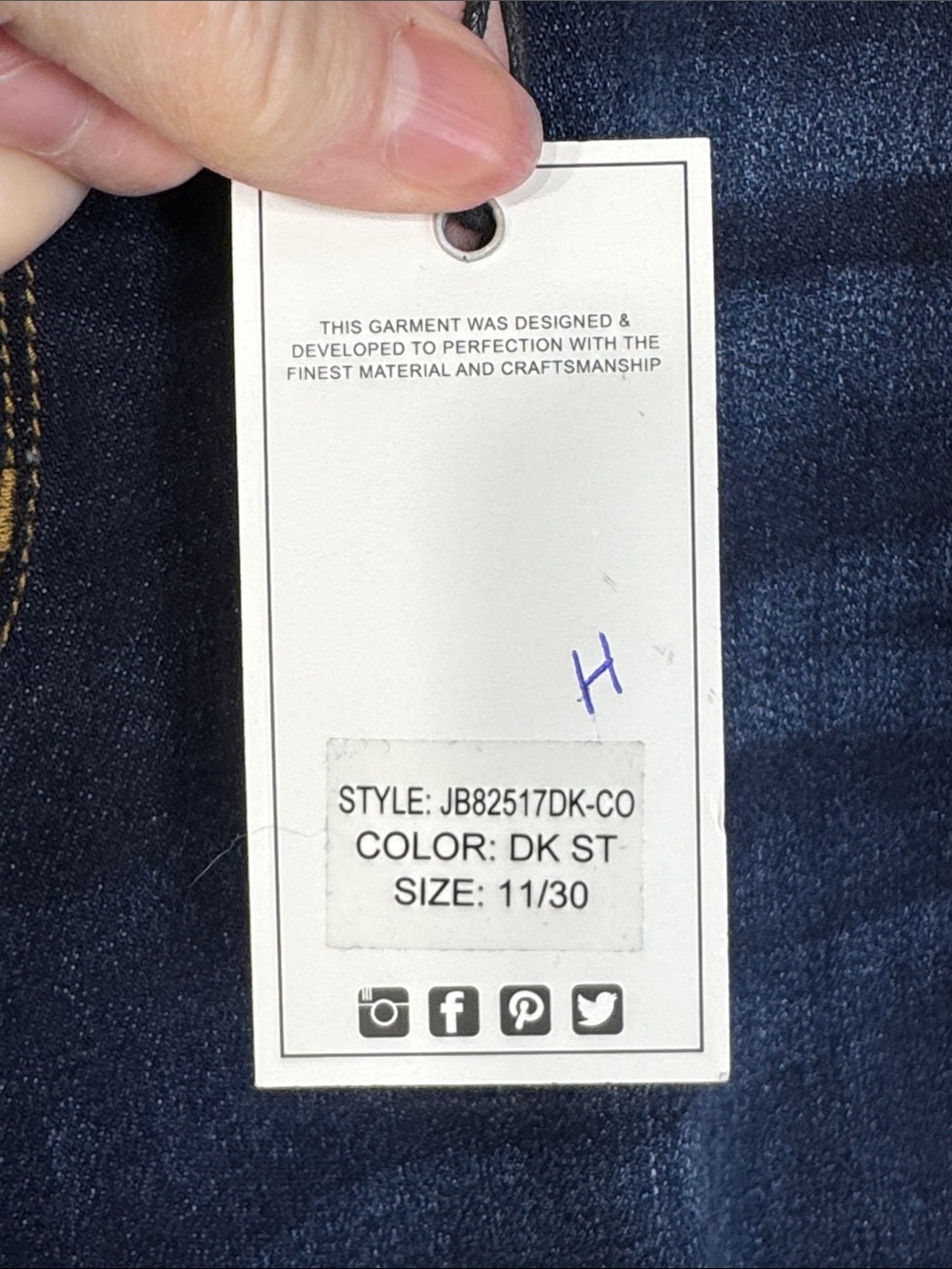 Judy Blue Jeans Blue Dark Wash High-Rise Wide-Leg  in Size 11/30 NWT - Picture 11 of 14